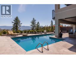  2501 Tallus Heights Drive, West Kelowna