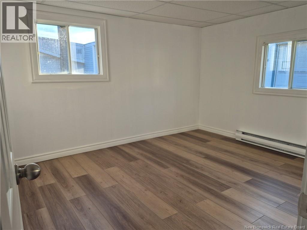 6 Damase Street - 18