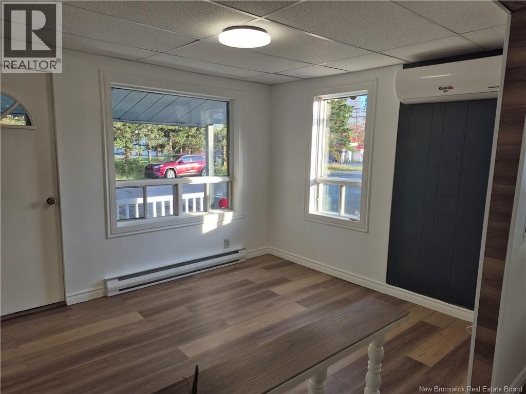 6 Damase Street - 11