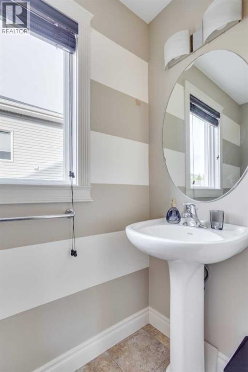 104 Diamondstone Ridge, Fort McMurray