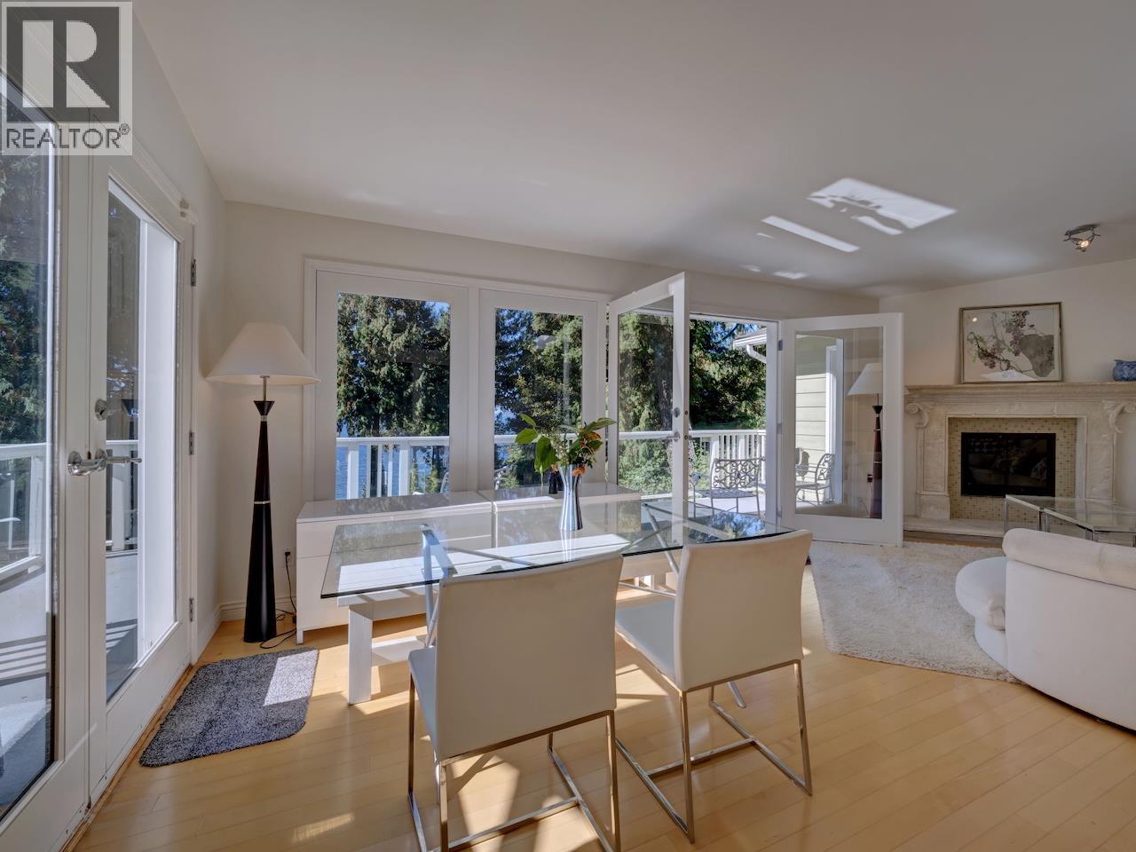 4947 SUNSHINE COAST HIGHWAY, Sechelt