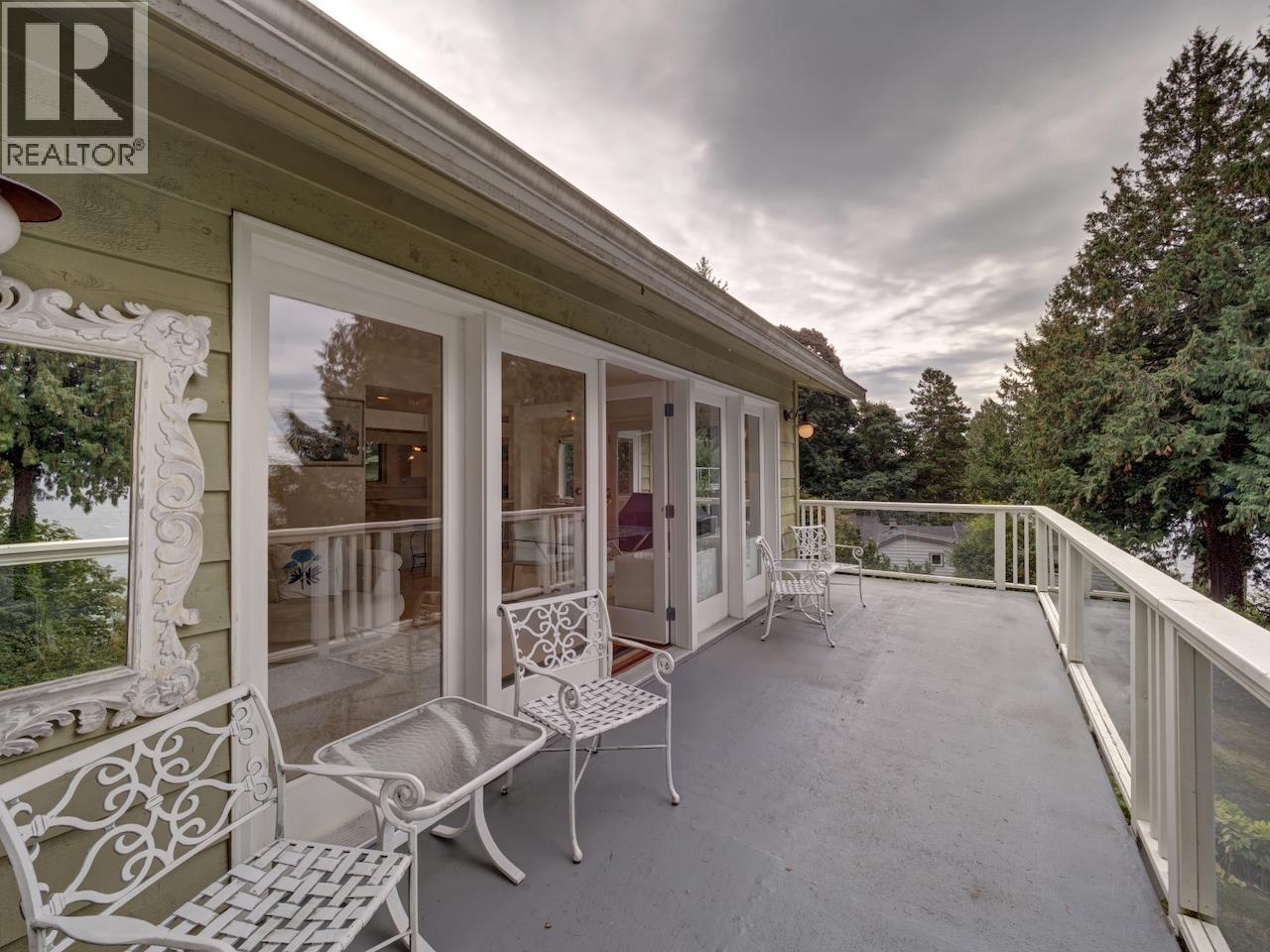 4947 SUNSHINE COAST HIGHWAY, Sechelt