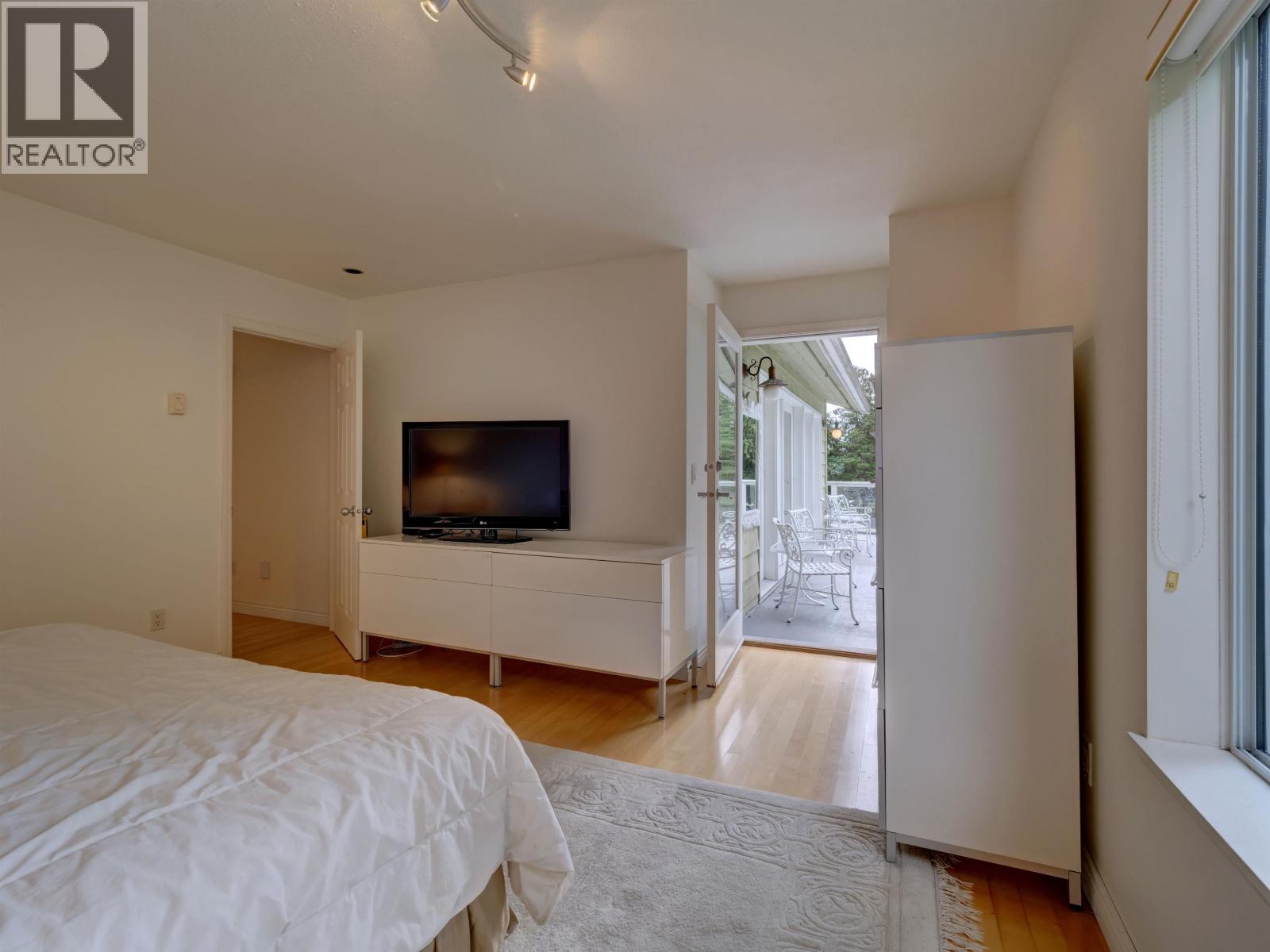 4947 SUNSHINE COAST HIGHWAY, Sechelt