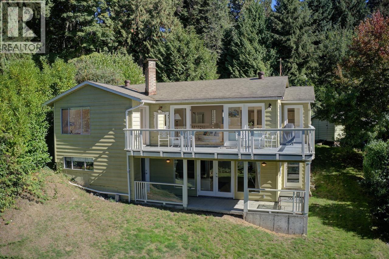 4947 SUNSHINE COAST HIGHWAY, Sechelt