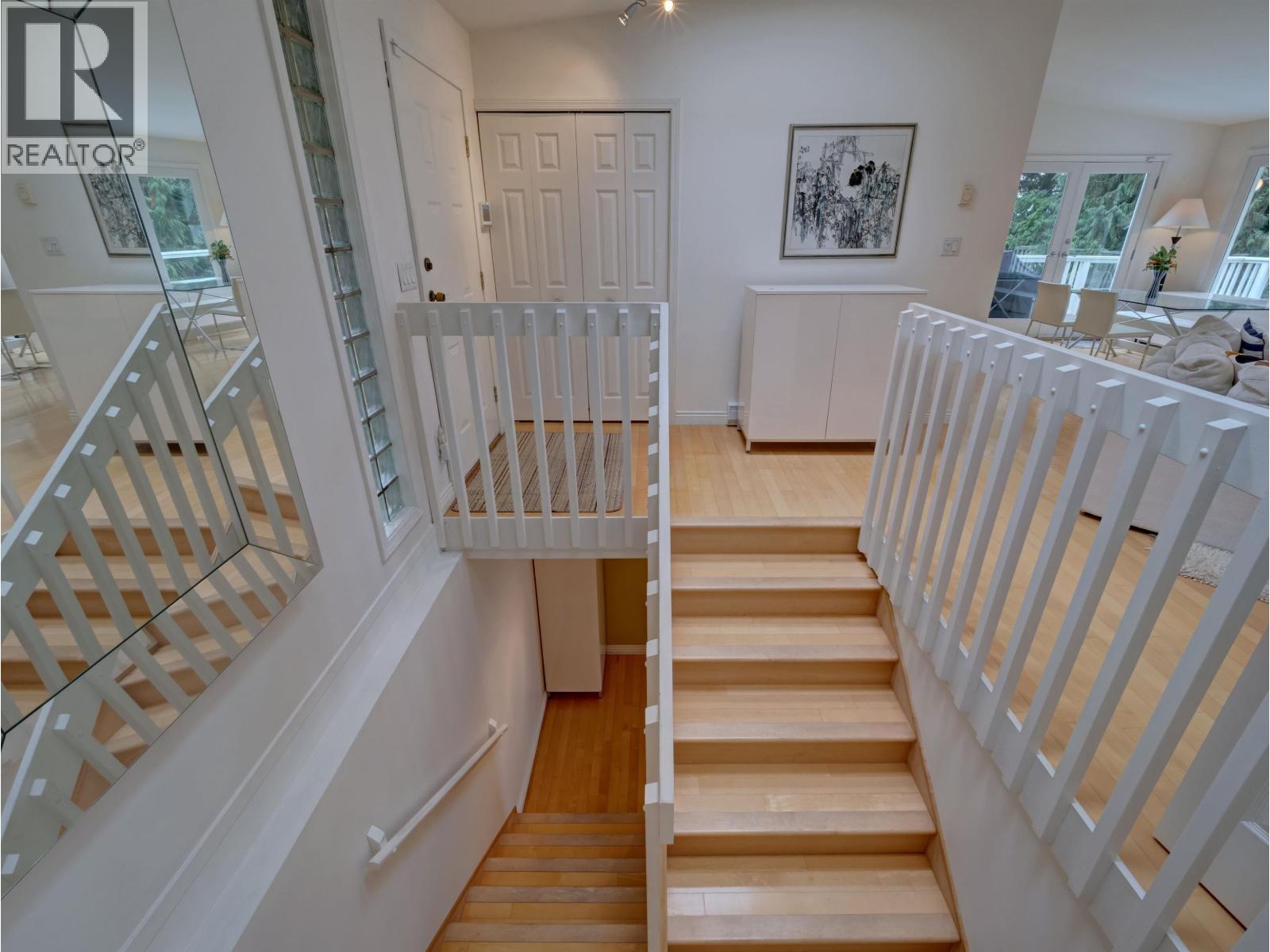 4947 SUNSHINE COAST HIGHWAY, Sechelt