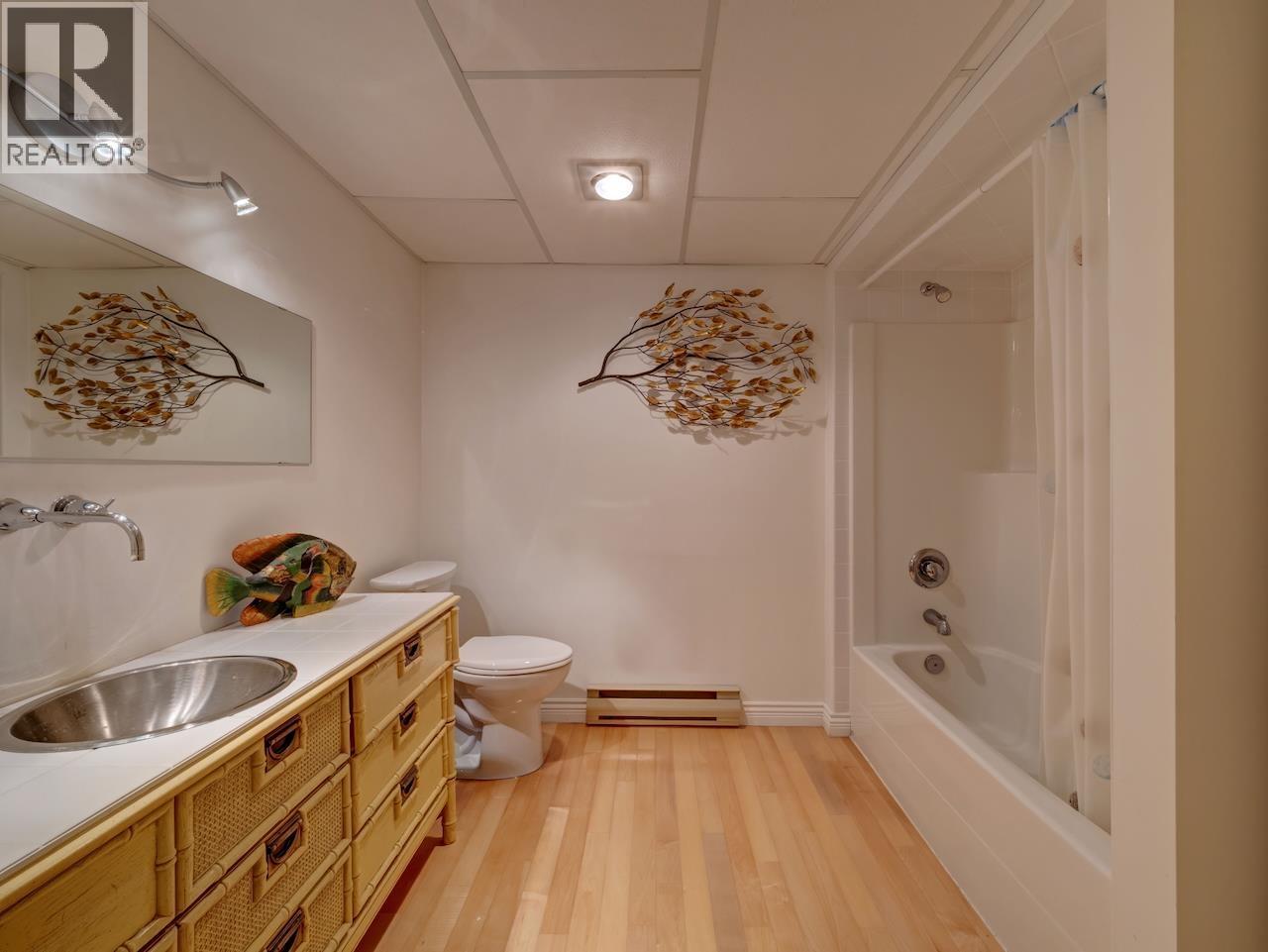 4947 SUNSHINE COAST HIGHWAY, Sechelt