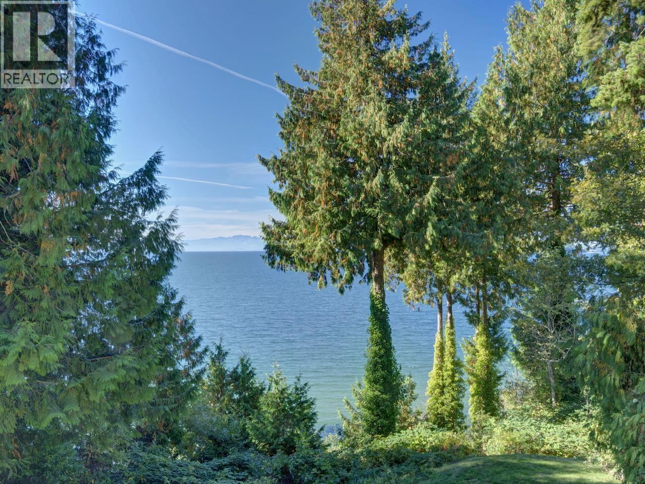 4947 SUNSHINE COAST HIGHWAY, Sechelt