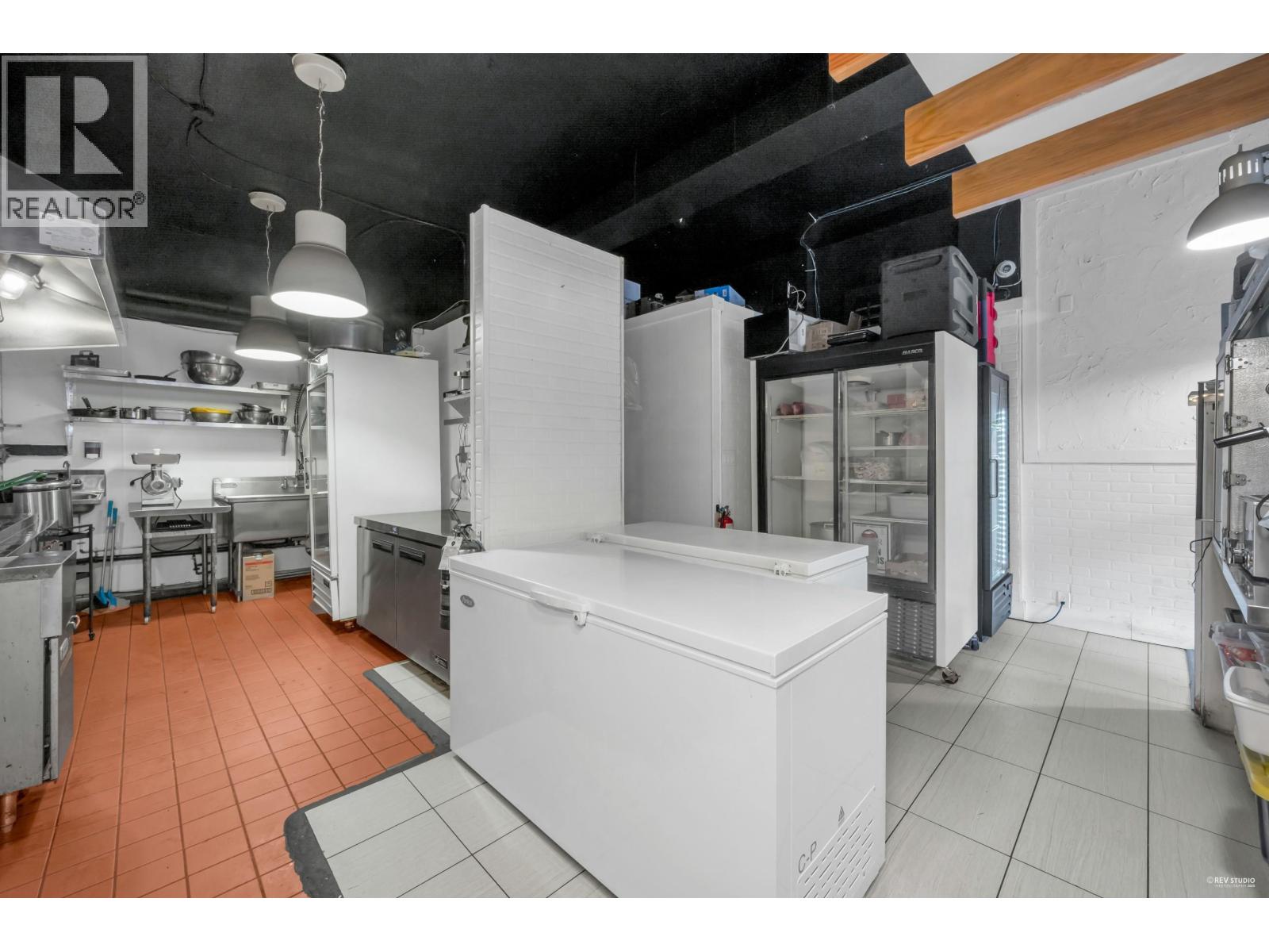 11940 CONFIDENTIAL, West Vancouver