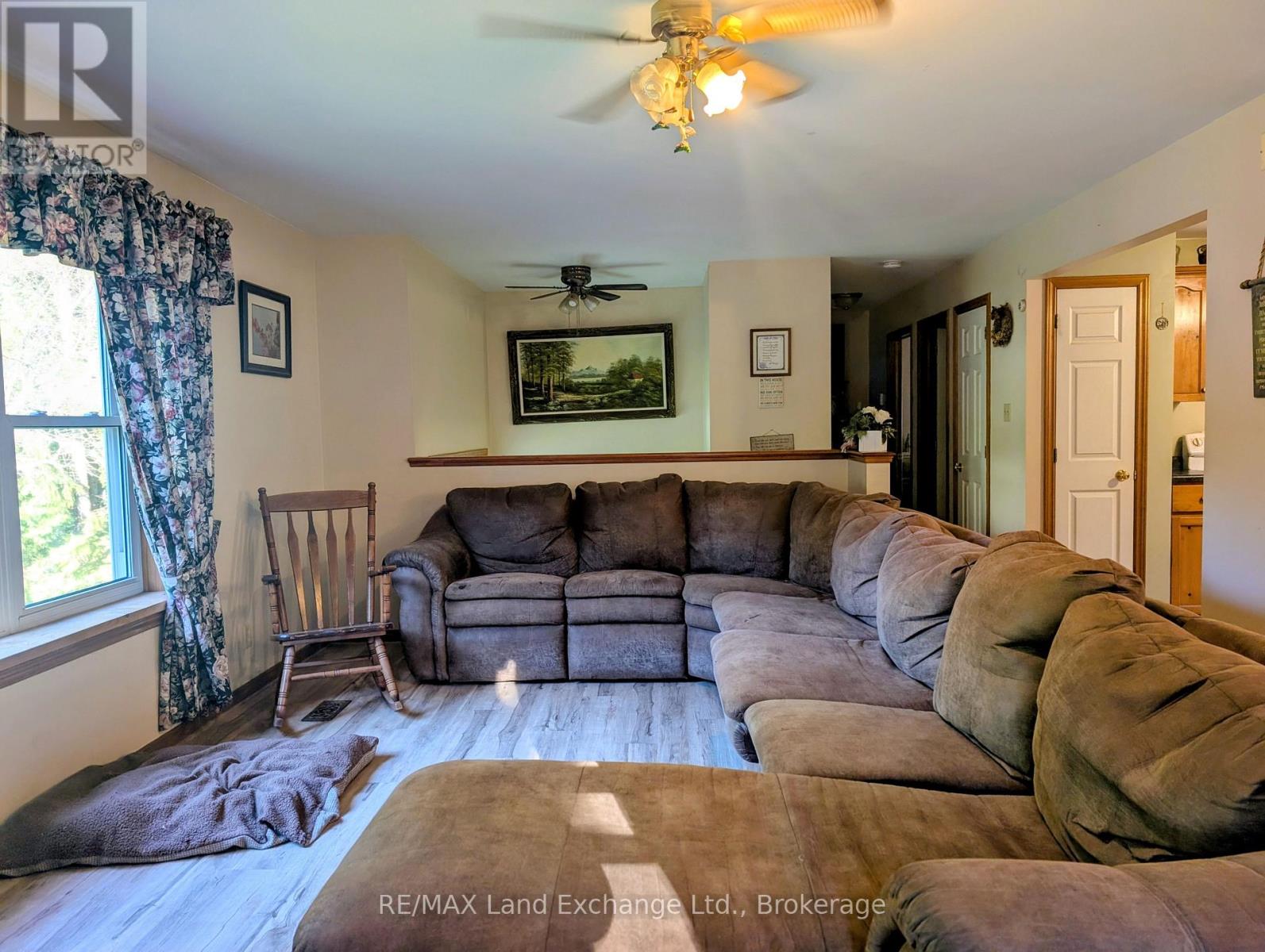 315045 HIGHWAY 6 RR1 HIGHWAY - 11