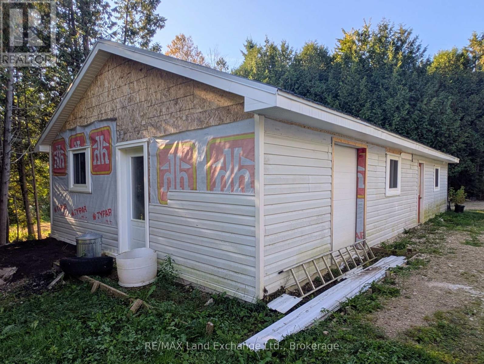 315045 HIGHWAY 6 RR1 HIGHWAY - 24