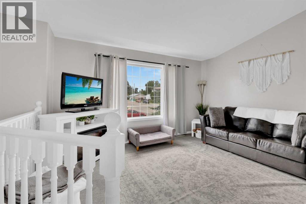 2029 Minto Street, Penhold