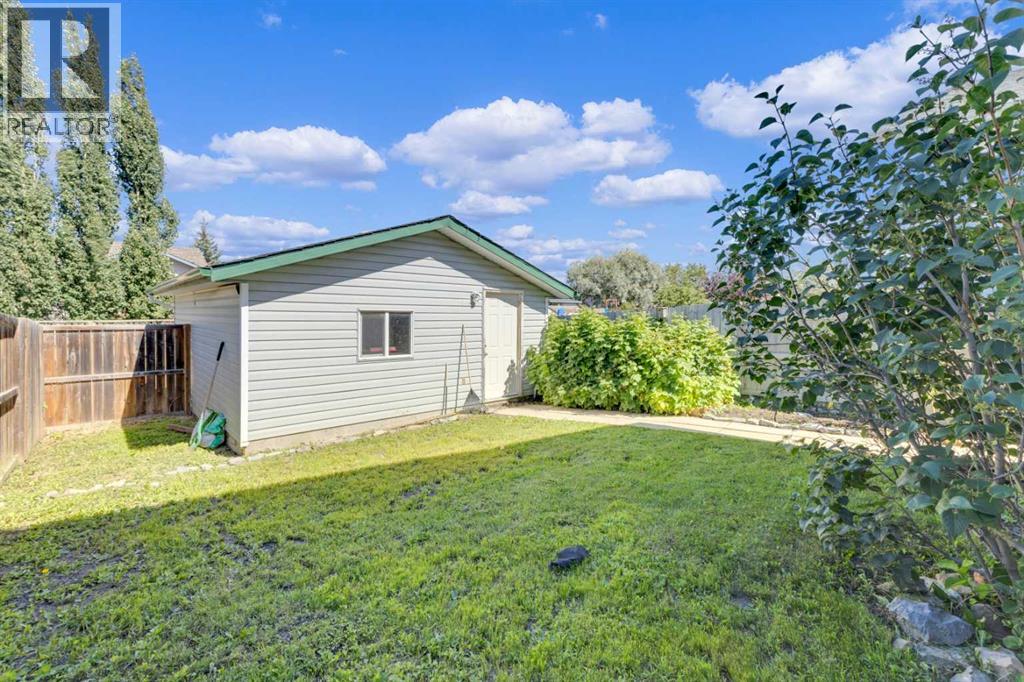 49 Old Boomer Road, Sylvan Lake