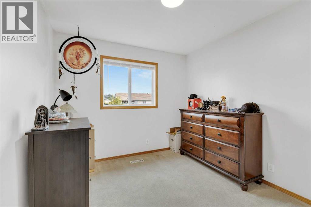 49 Old Boomer Road, Sylvan Lake