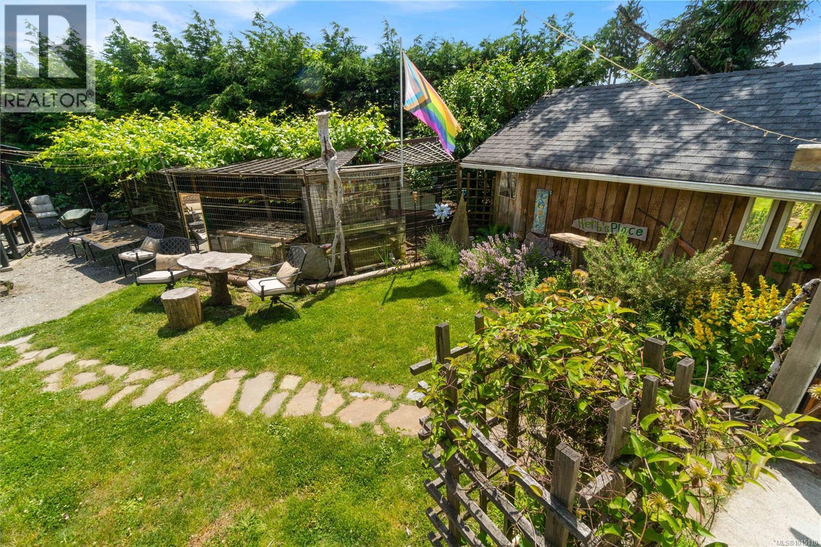 125 Harewood Rd, Nanaimo