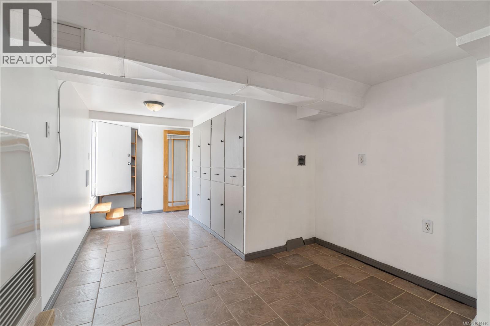 125 Harewood Rd, Nanaimo