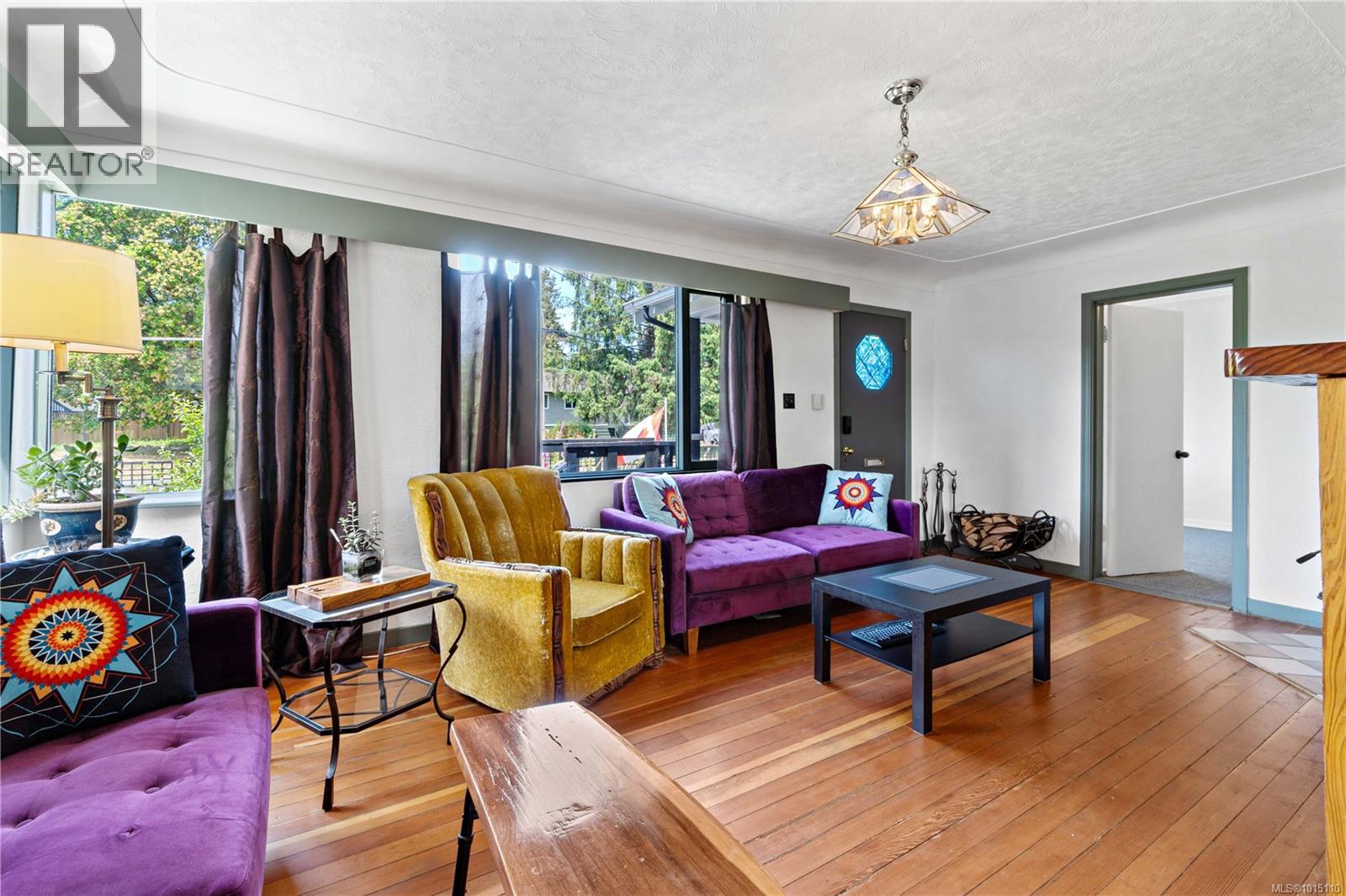 125 Harewood Rd, Nanaimo