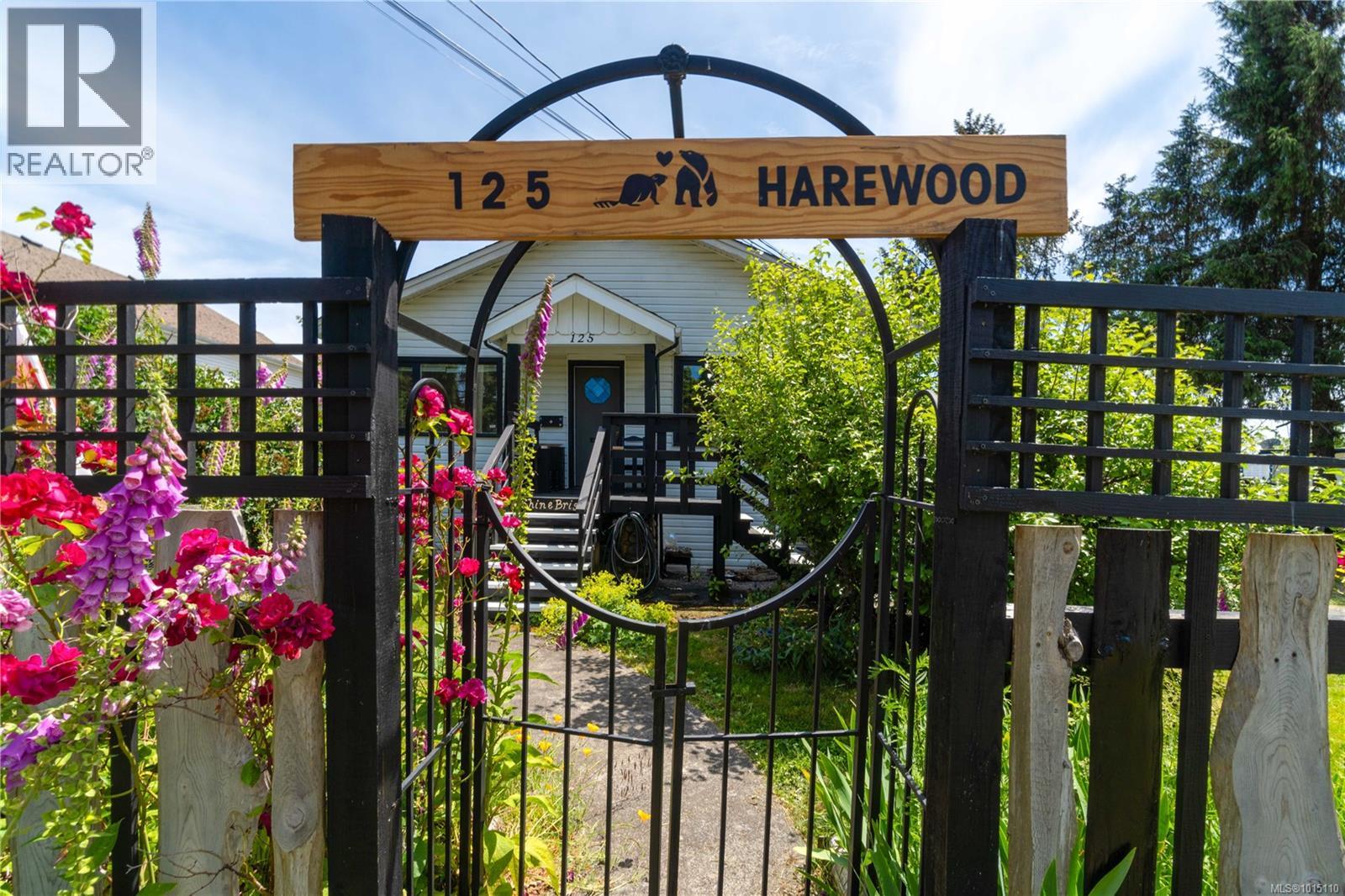 125 Harewood Rd, Nanaimo