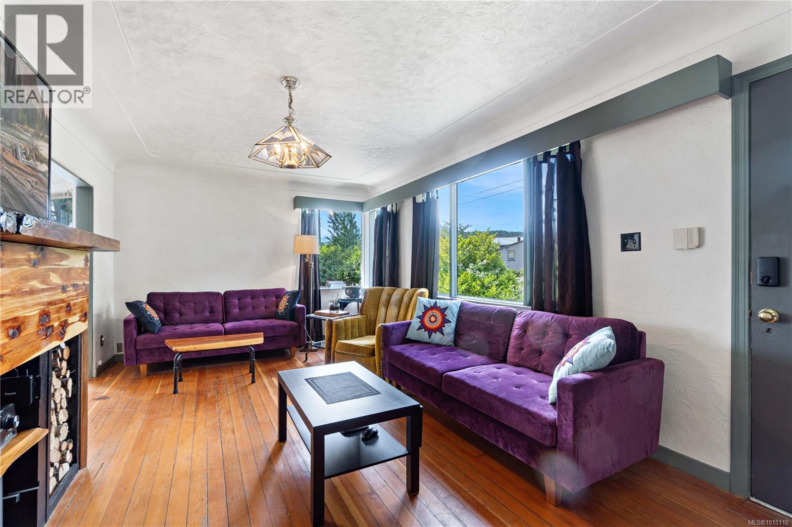 125 Harewood Rd, Nanaimo