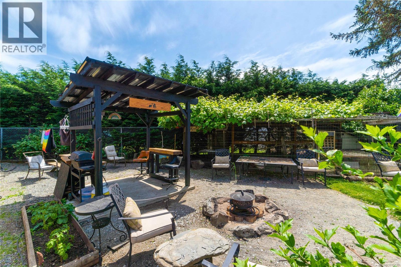 125 Harewood Rd, Nanaimo