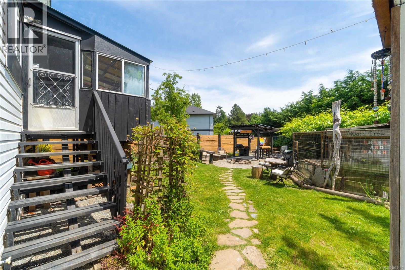 125 Harewood Rd, Nanaimo