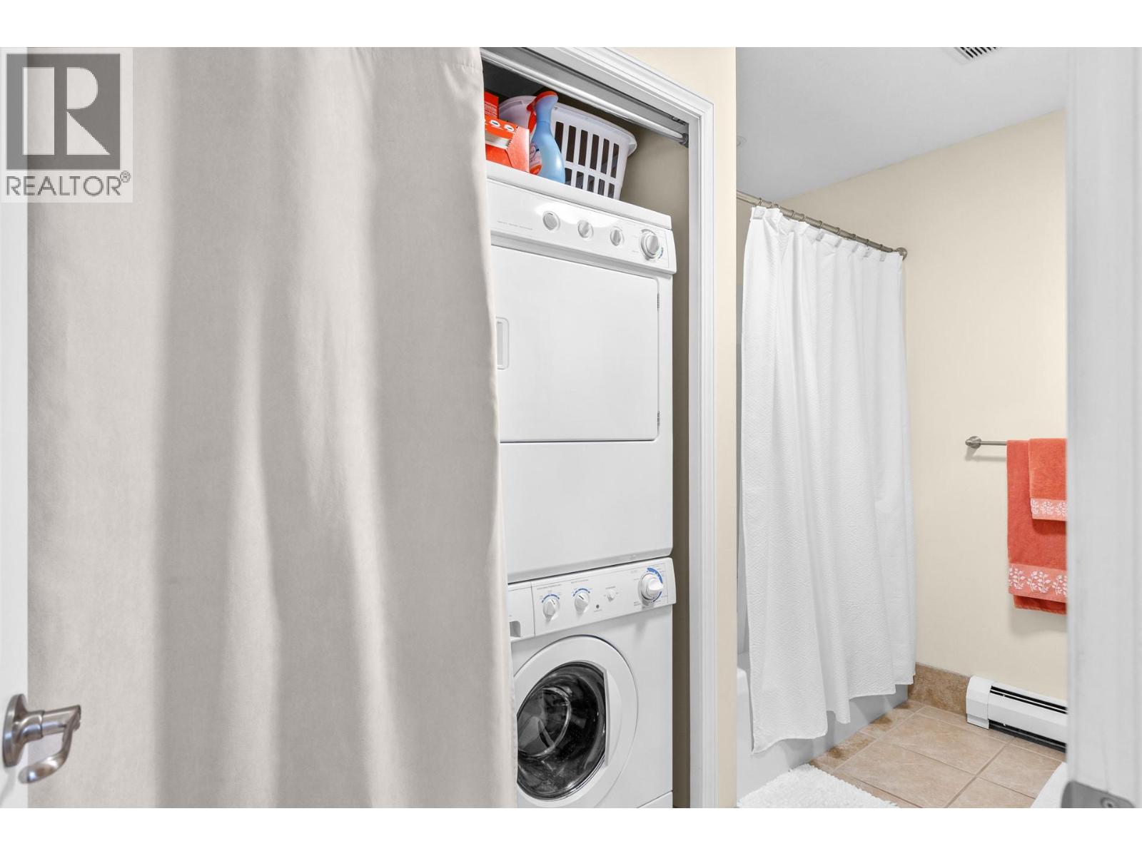 4 2433 Ingram Road, West Kelowna