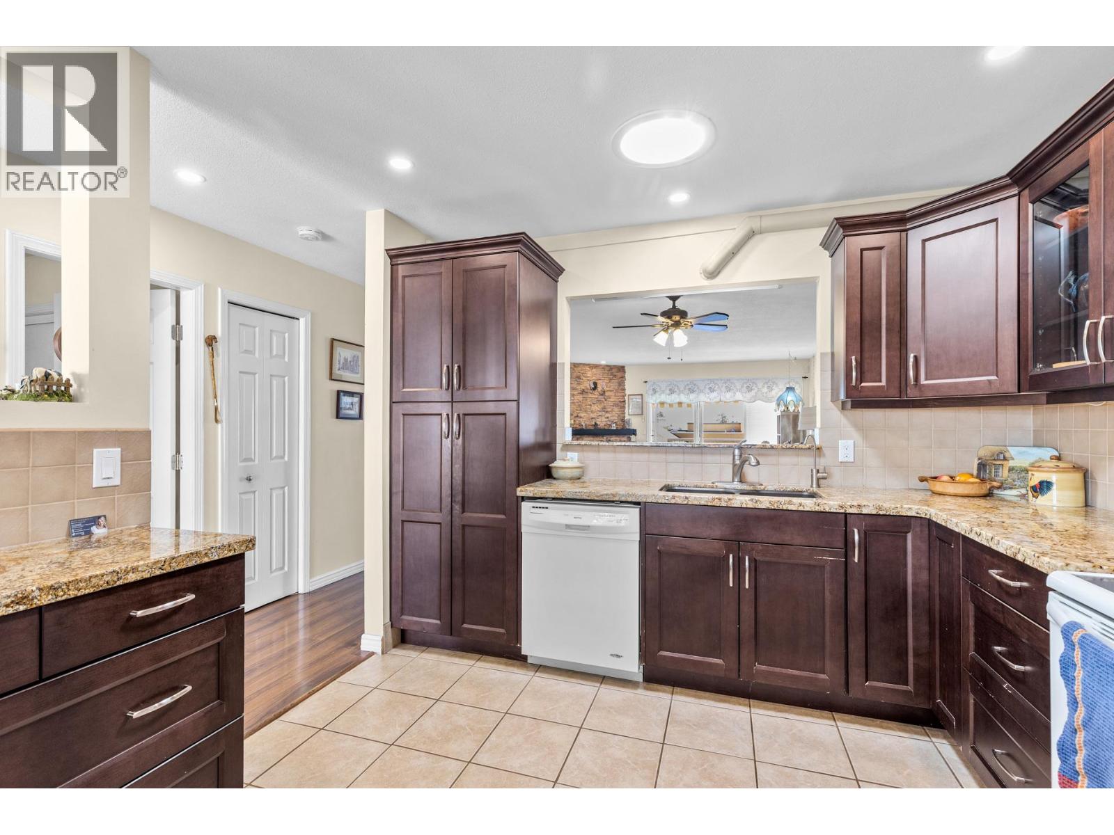 4 2433 Ingram Road, West Kelowna