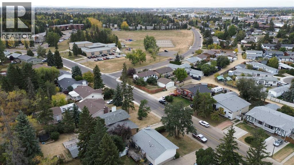 36 Page Avenue, Red Deer