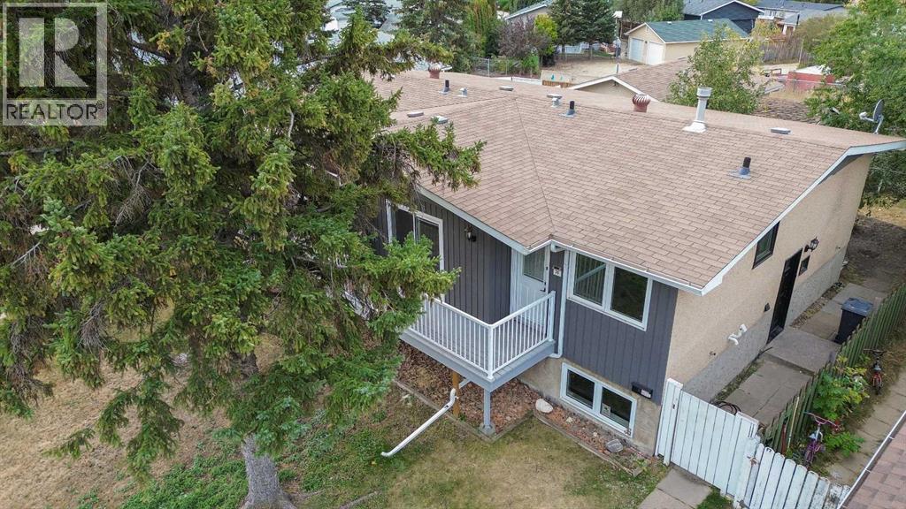36 Page Avenue, Red Deer