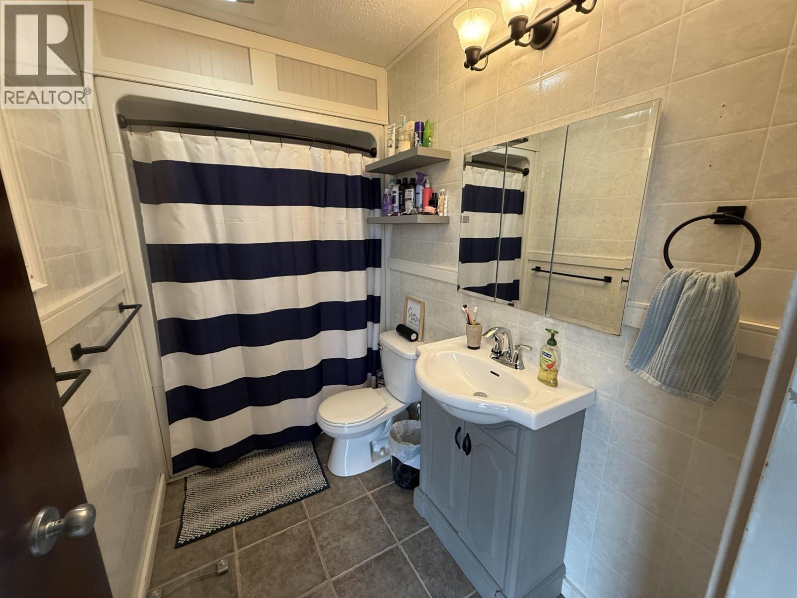 9527 112 AVENUE, Fort St. John