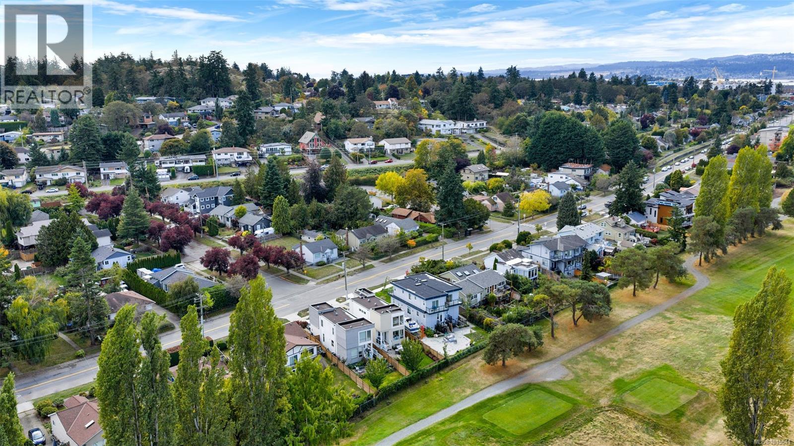  1040 Colville Road, Esquimalt