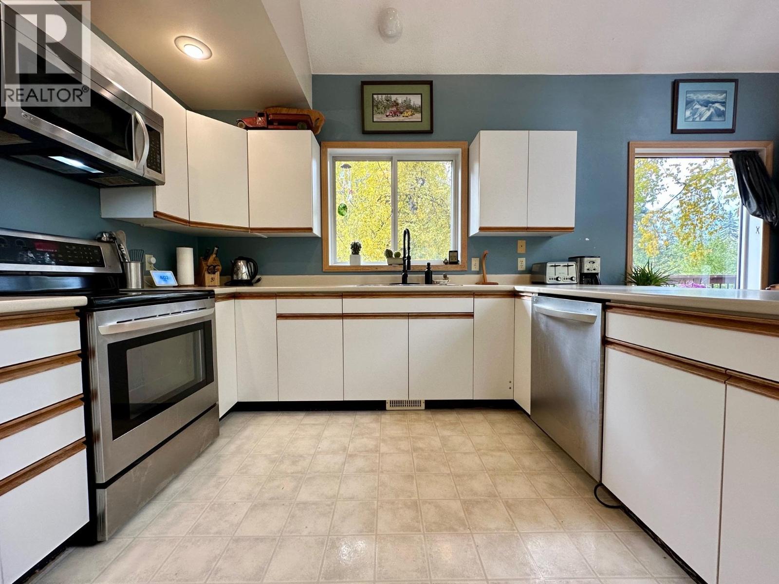1337 FIR STREET, Telkwa