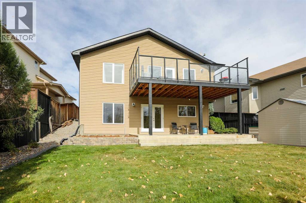 Single Family House Bi-level for Sale in  Mt Sunburst Crescent W Sunridge Lethbridge 