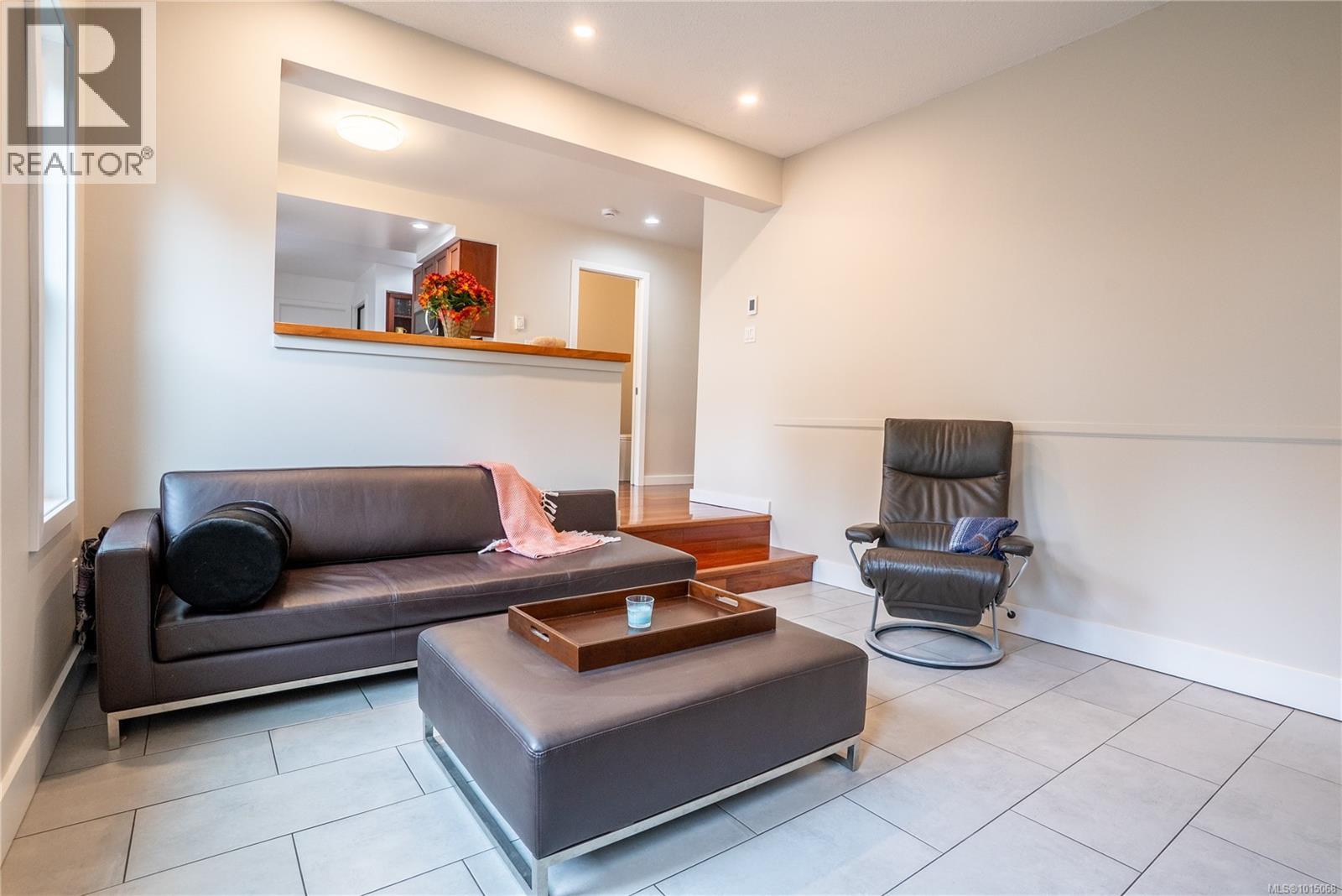  3909 Blenkinsop Road, Saanich