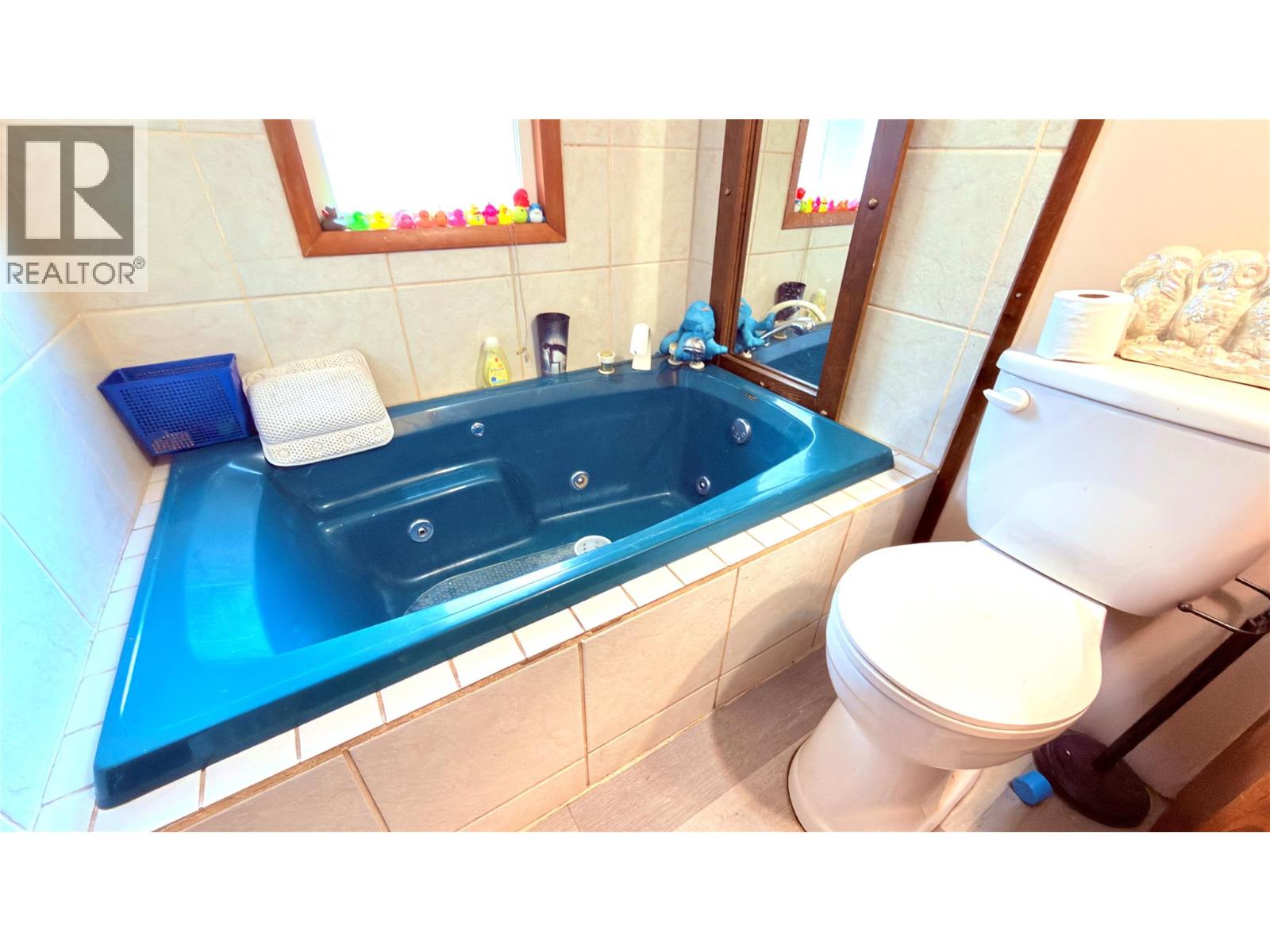 645 STRATHMORE AVENUE - 19