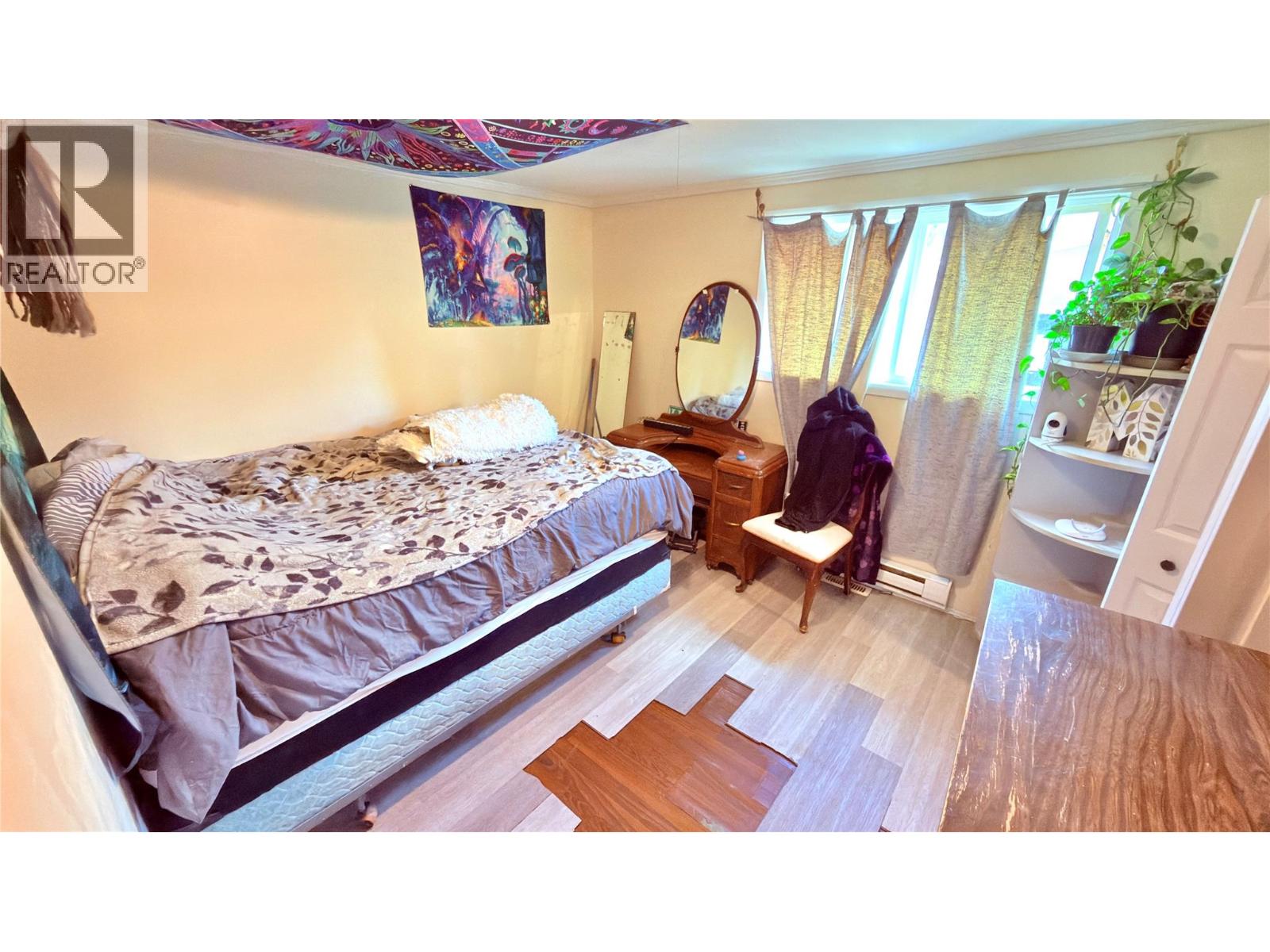 645 STRATHMORE AVENUE - 20