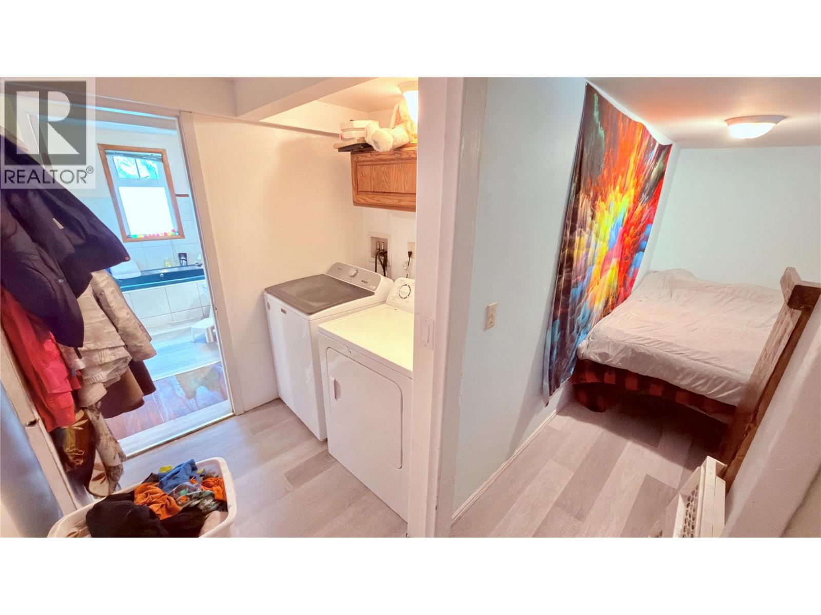 645 STRATHMORE AVENUE - 22