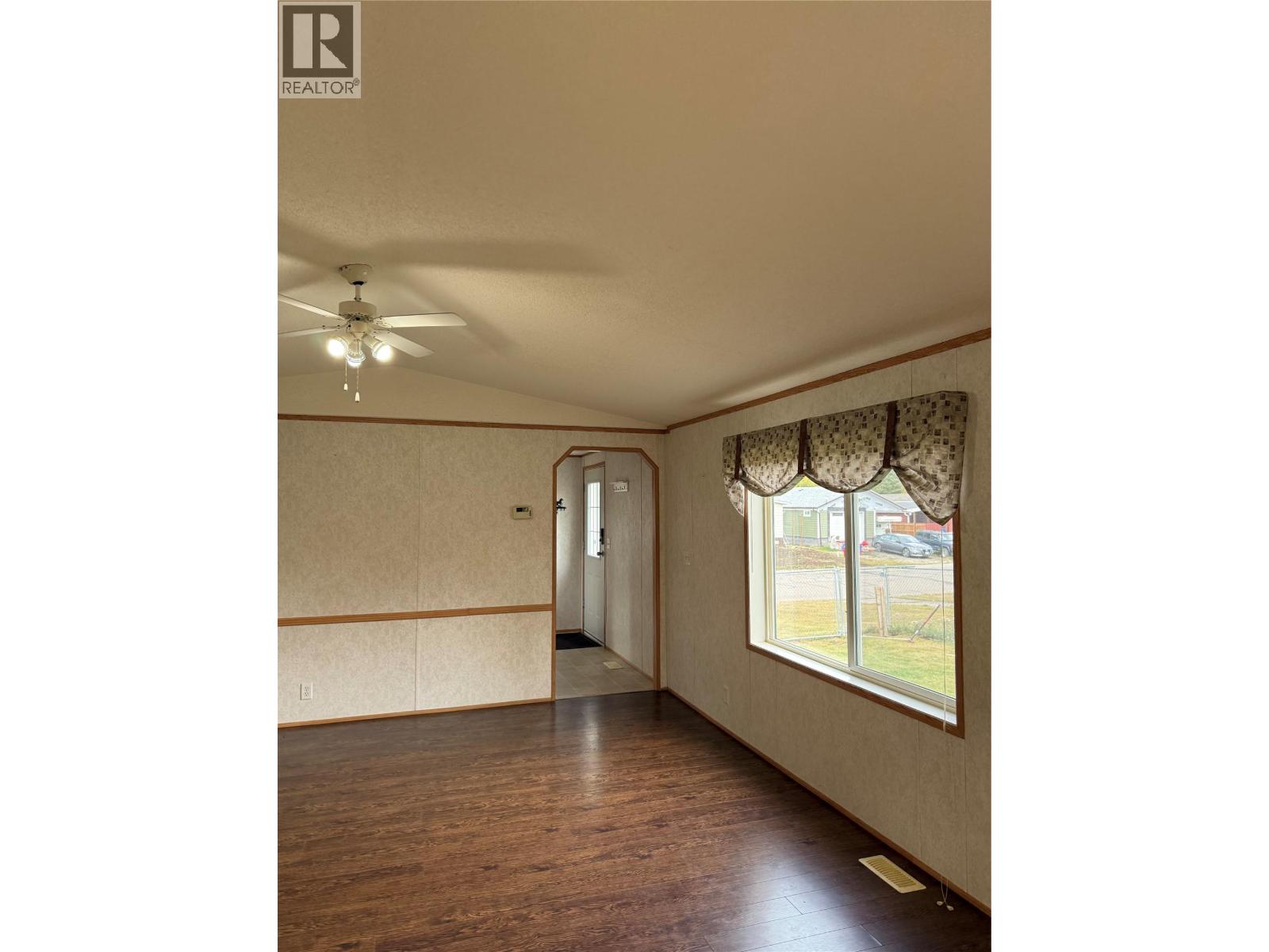 155 Pinewood Crescent, Tumbler Ridge