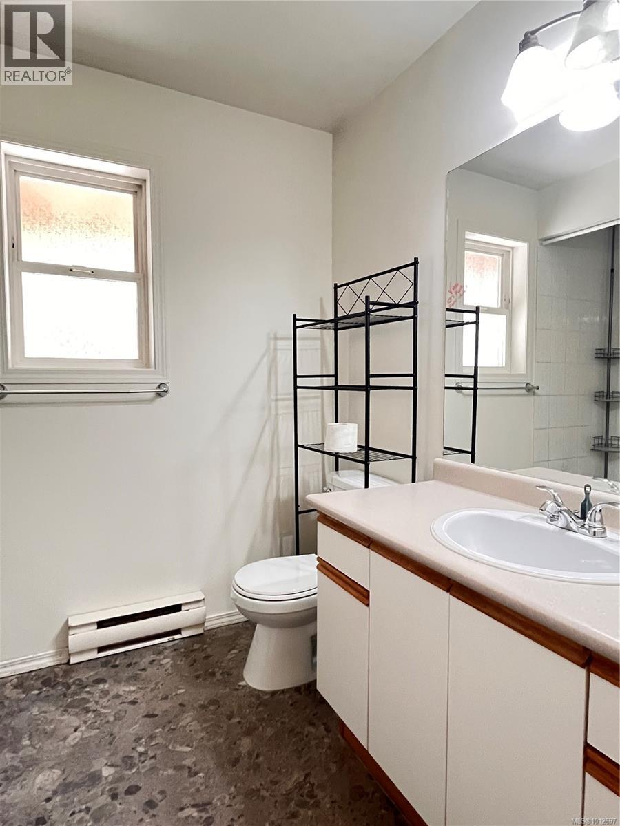  1113 Rock Street, Saanich