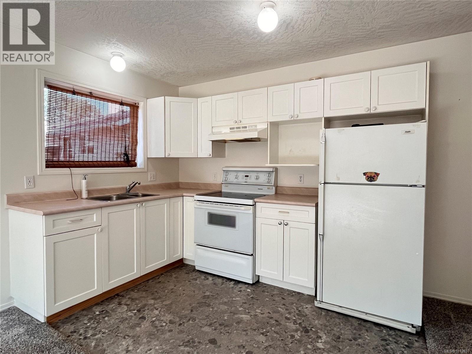  1113 Rock Street, Saanich