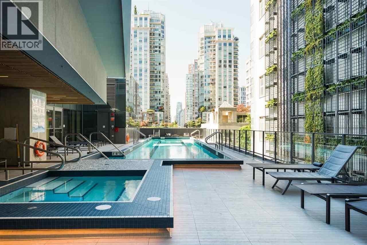 1001 777 RICHARDS STREET, Vancouver