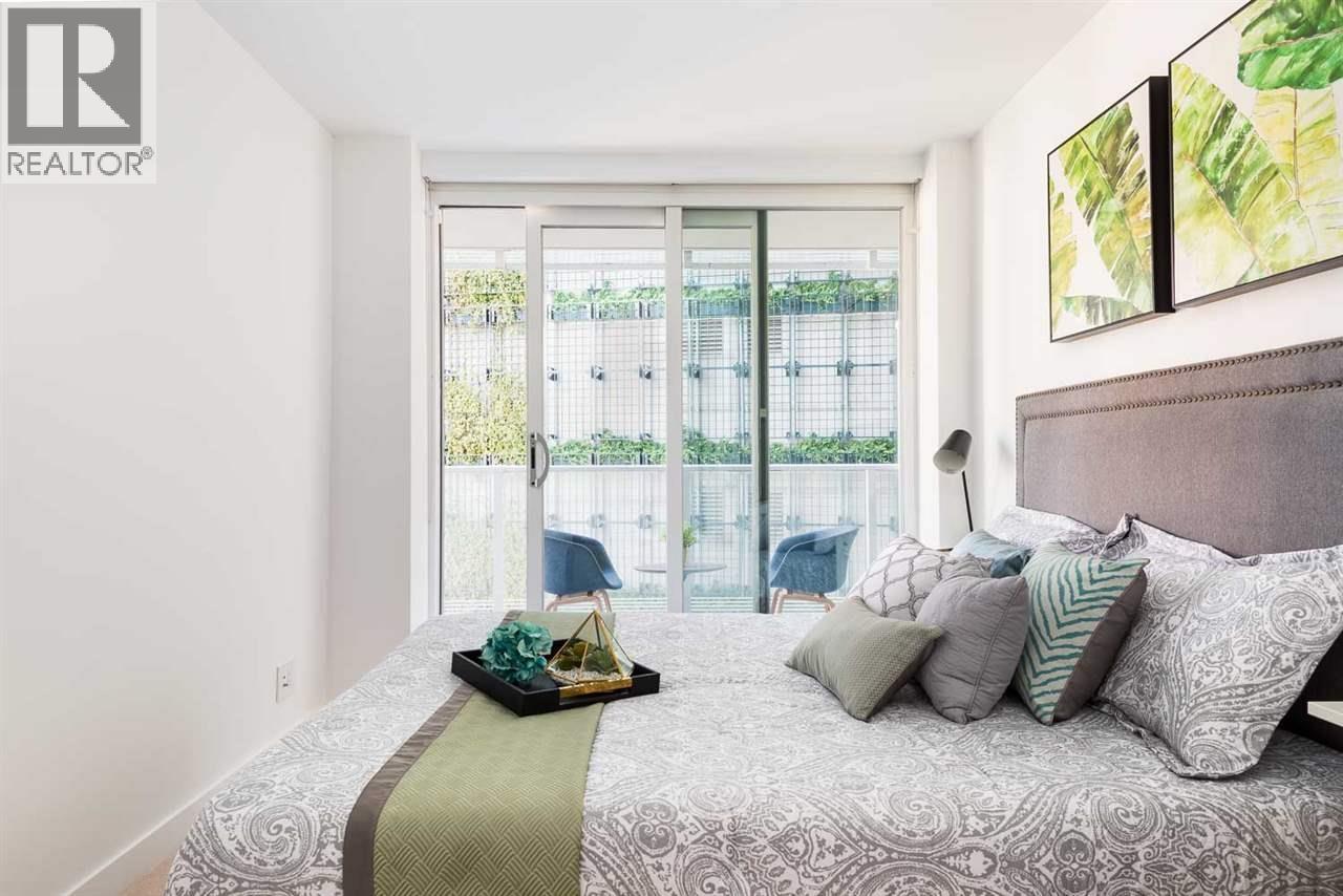 1001 777 RICHARDS STREET, Vancouver