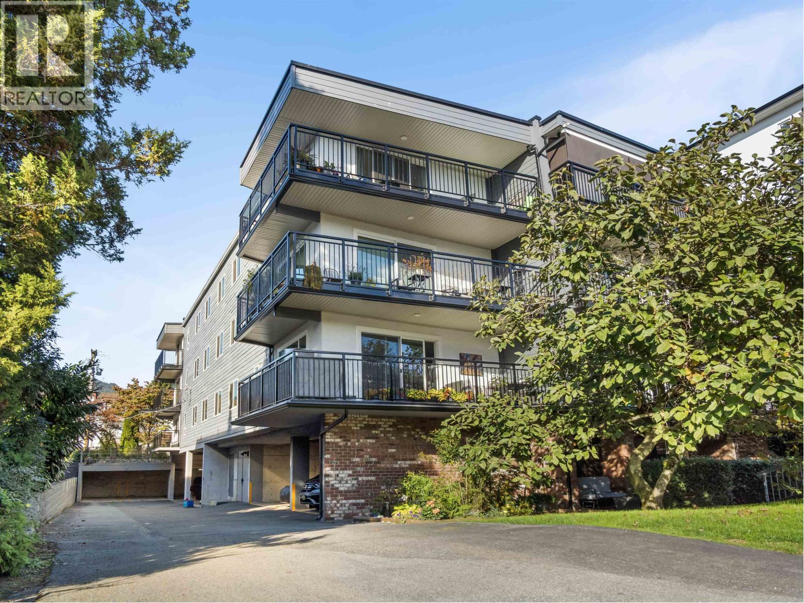 306 134 W 20TH STREET, North Vancouver