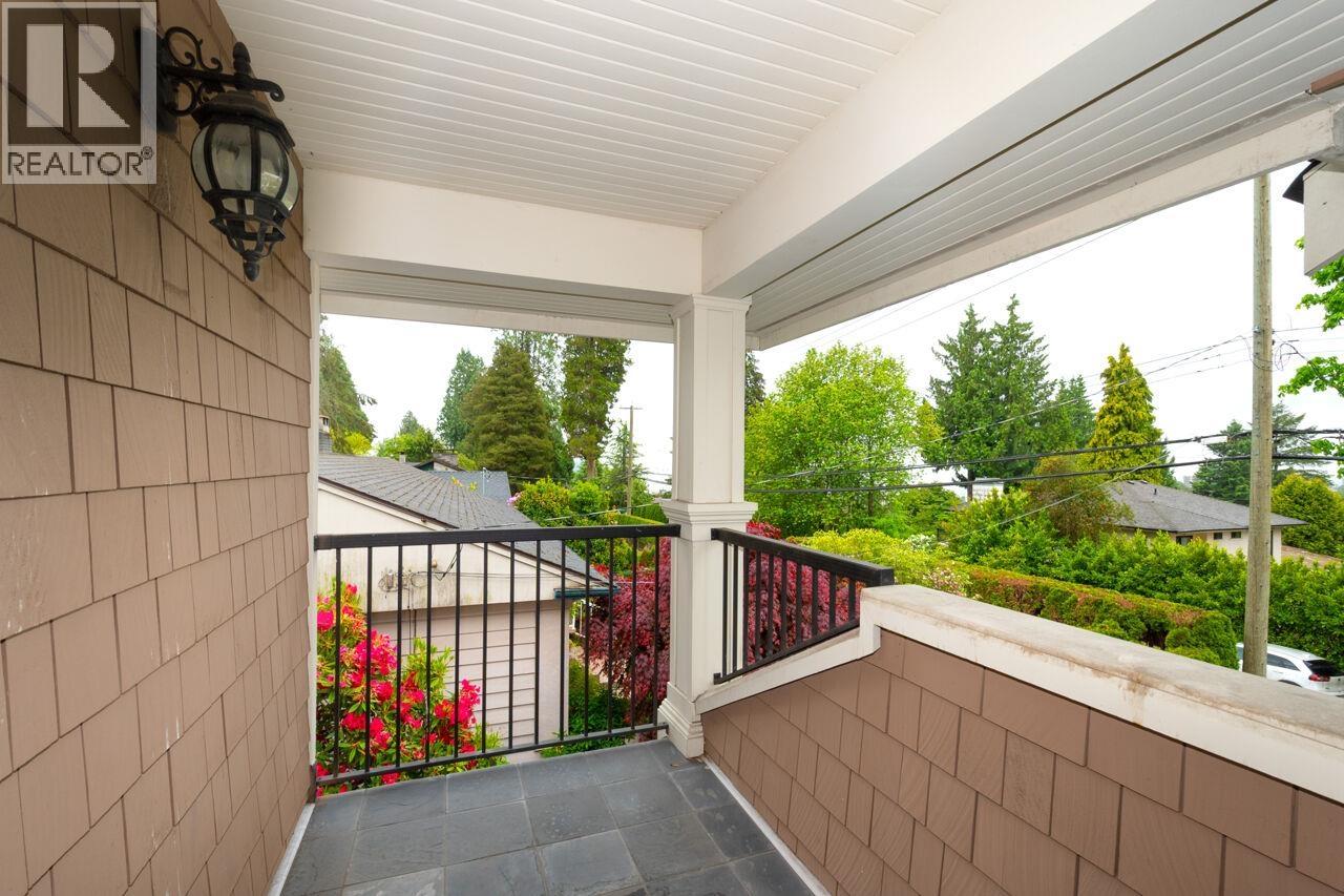 1050 11TH STREET, West Vancouver