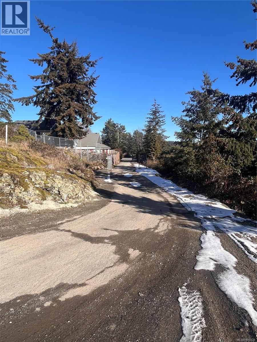  107 Island Highway, View Royal