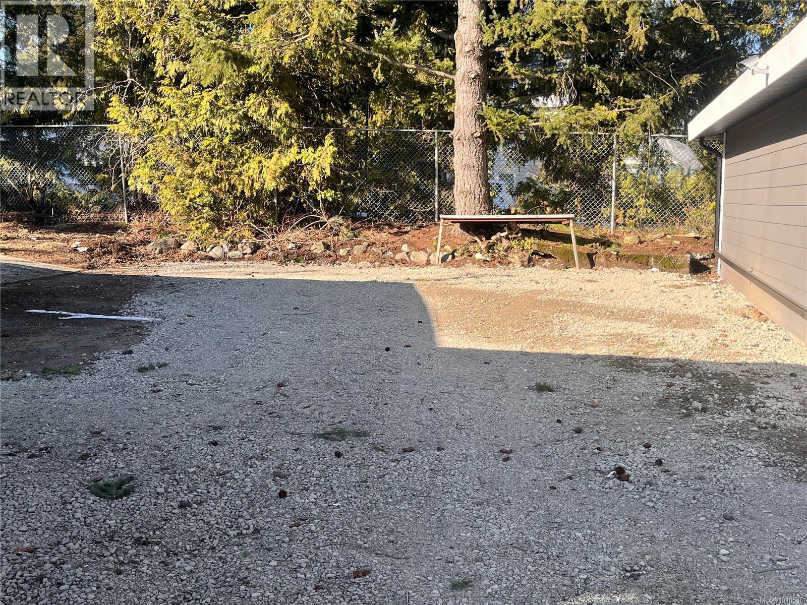  107 Island Highway, View Royal