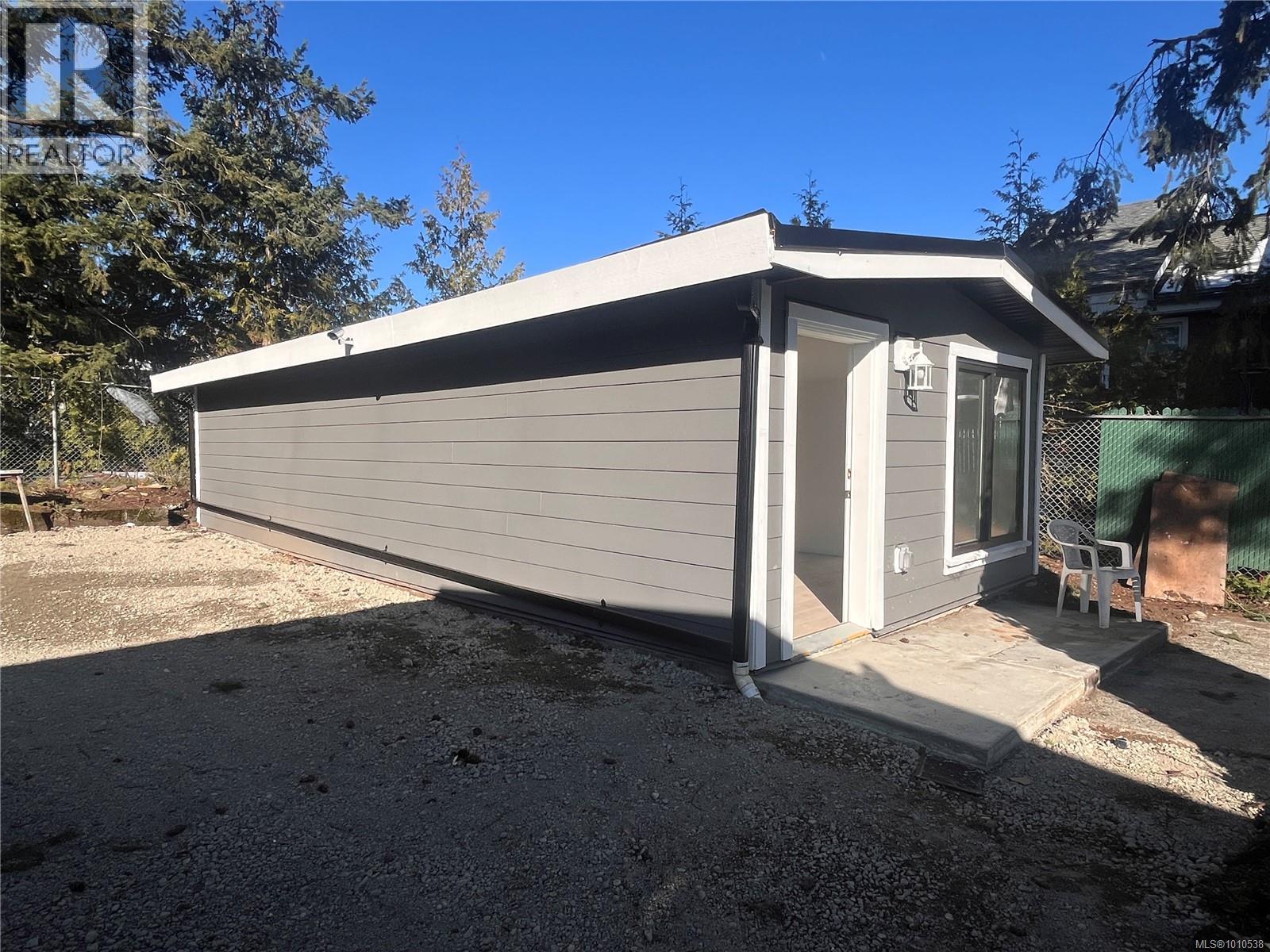  107 Island Highway, View Royal