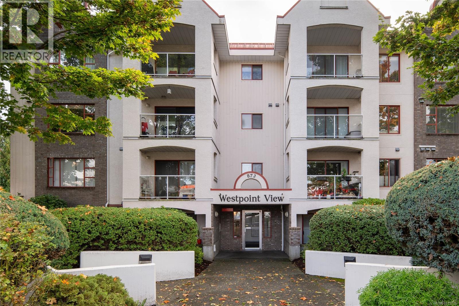 107 873 Esquimalt Road, Esquimalt