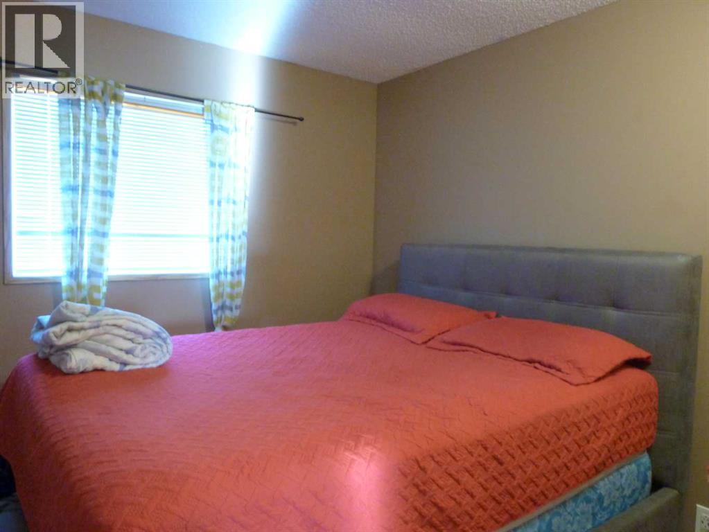 Single Family House for Sale in  Martinridge Road NE Martindale Calgary 