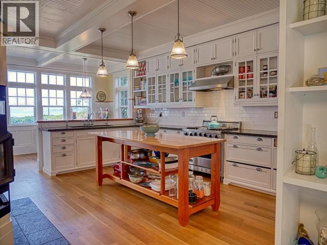 2916/20 MALASPINA PROMENADE, Savary Island