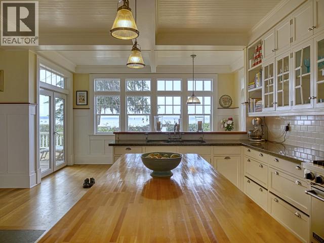 2916/20 MALASPINA PROMENADE, Savary Island